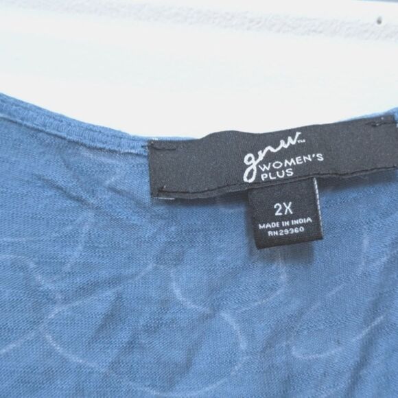 GNW Women's Plus Blue Floral Print Blouse, 100% Rayon, Women's 2X - Picture 3 of 10